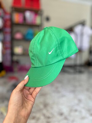 کلاه نقابدار نایک سبز جوراب ست رایگان
