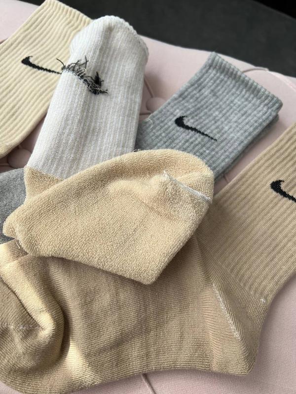 جوراب نایک حوله ای