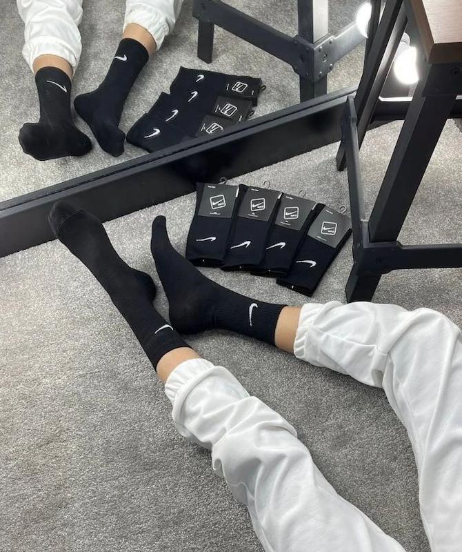 جوراب ساقدار نایک مشکی
