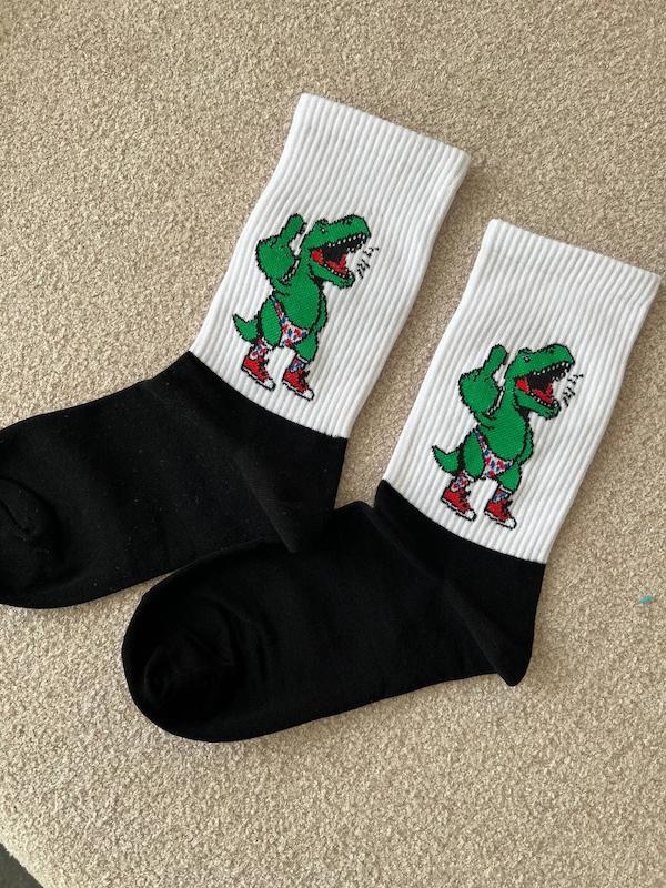 جوراب ساقدار دایناسور با شورت