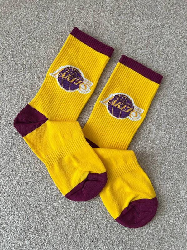 جوراب ساقدار لیکرز زمینه زرد