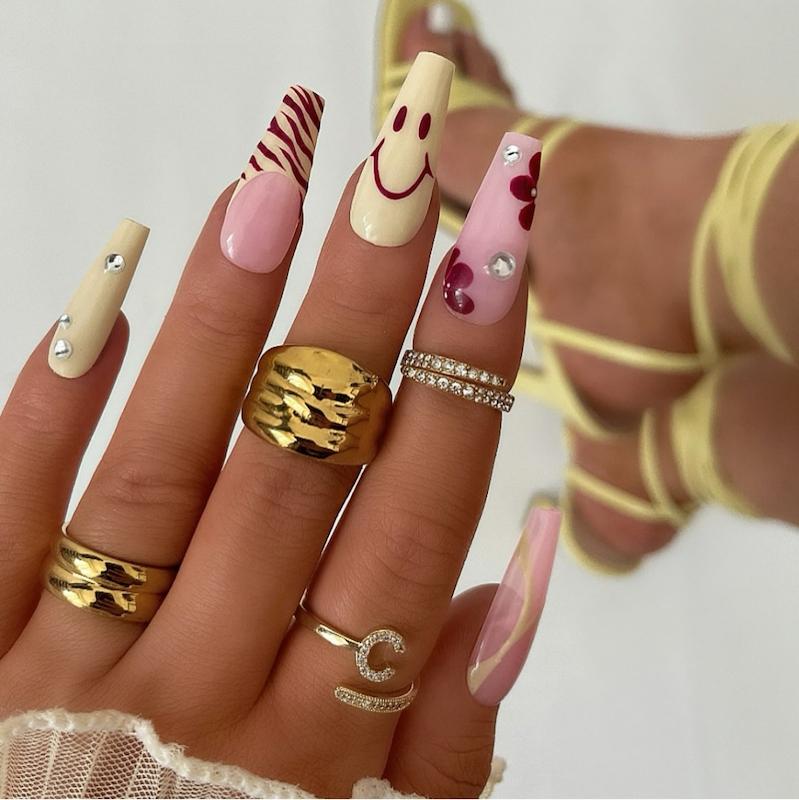 طرح لبخند گلی01