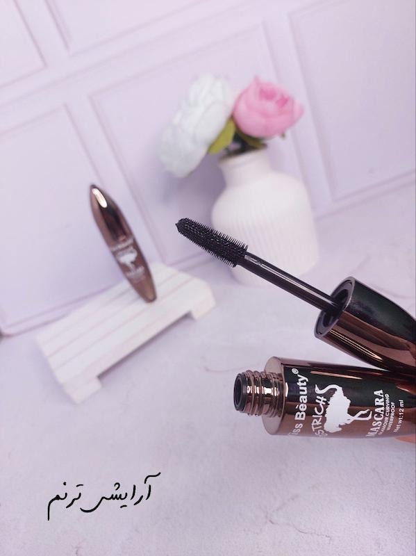 ریمل شتر مرغ