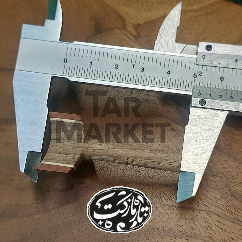 گوشی سه تار با تزئین پادوک
