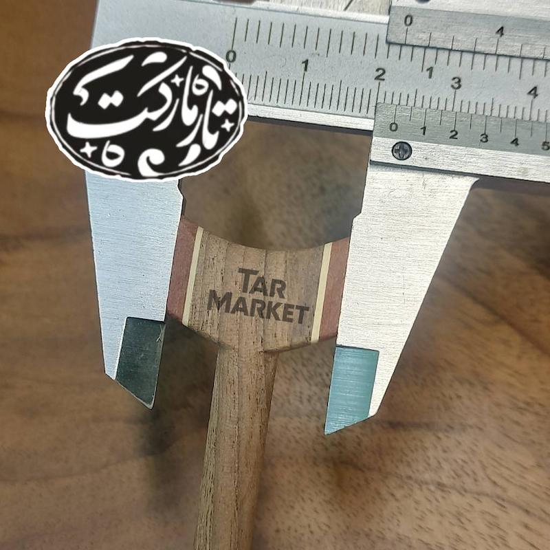گوشی سه تار با تزئین پادوک
