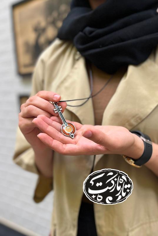 آویز کمانچه