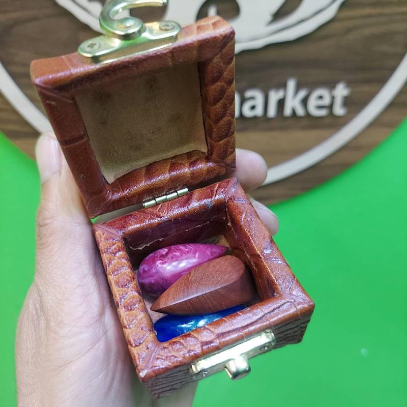 جعبه مضراب تار چرم طبیعی
