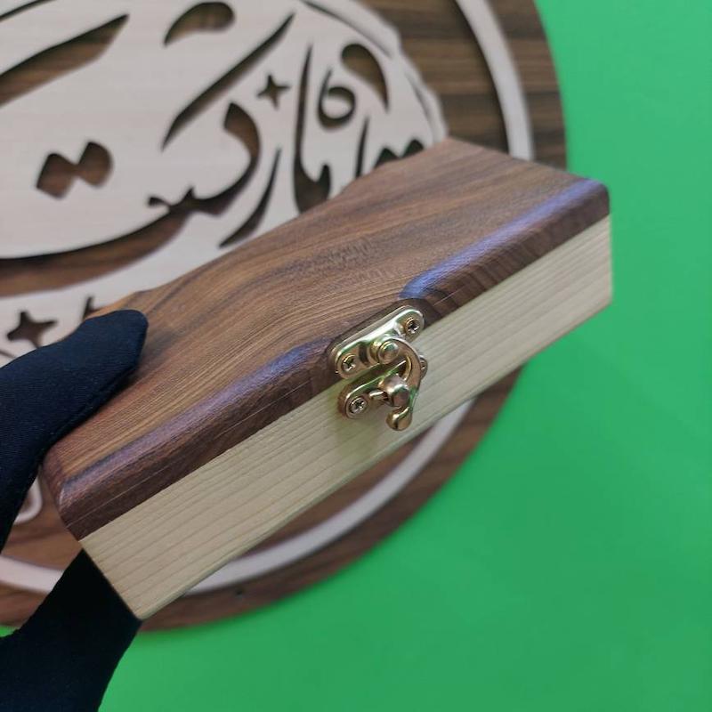 جعبه مضراب تار و سه تار چوبی