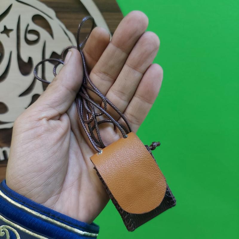 کیف مضراب گردنی چرم طرح سپهر