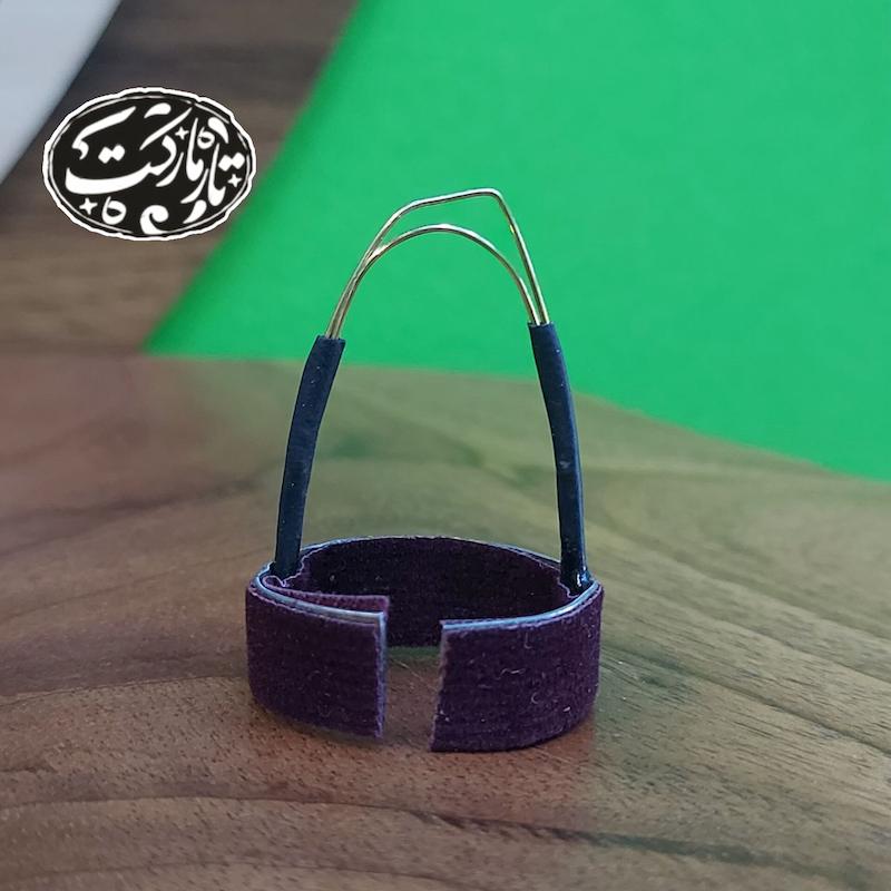 مضراب برنجی سه تار سرکج مدل نیکا