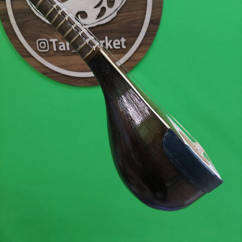 سه تار پوستی شورانگیز چهارسیم