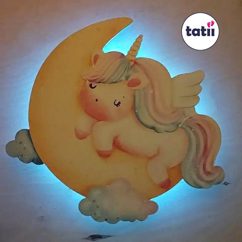 چراغ خواب دیواری کودک تاتی _ اسب و ماه