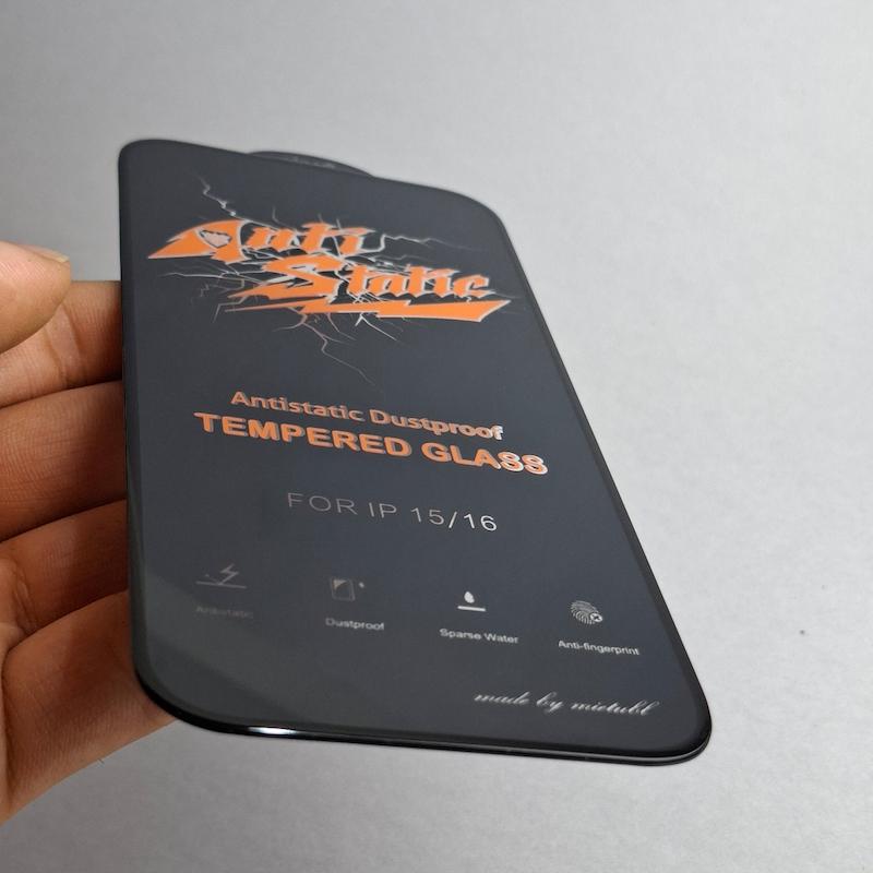 محافظ صفحه نمایش IPhone 15 / IPhone 16 گلس AntiStatic اپل آیفون ۱۶ و ۱۵ آنتی استاتیک میتوبل اورجینال