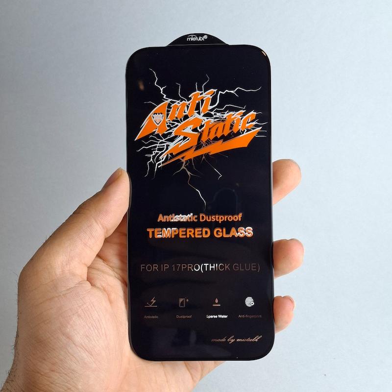 محافظ صفحه نمایش IPhone 17 Pro گلس AntiStatic اپل آیفون ۱۷ پرو آنتی استاتیک میتوبل اورجینال
