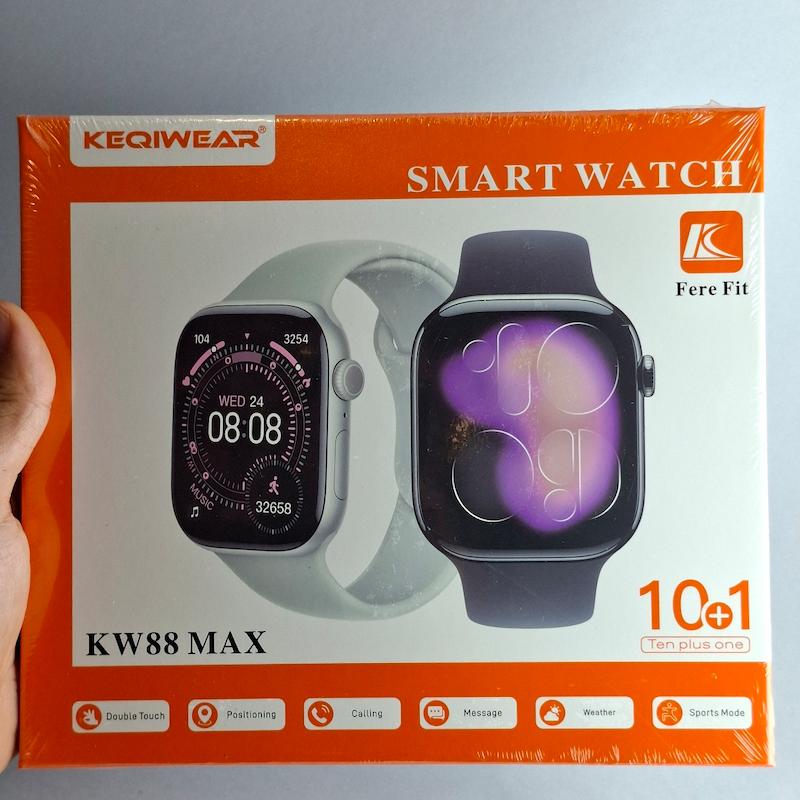ساعت هوشمند KW88 Max کوییر به همراه ۱۰ بند سیلیکونی سری ۱۰
