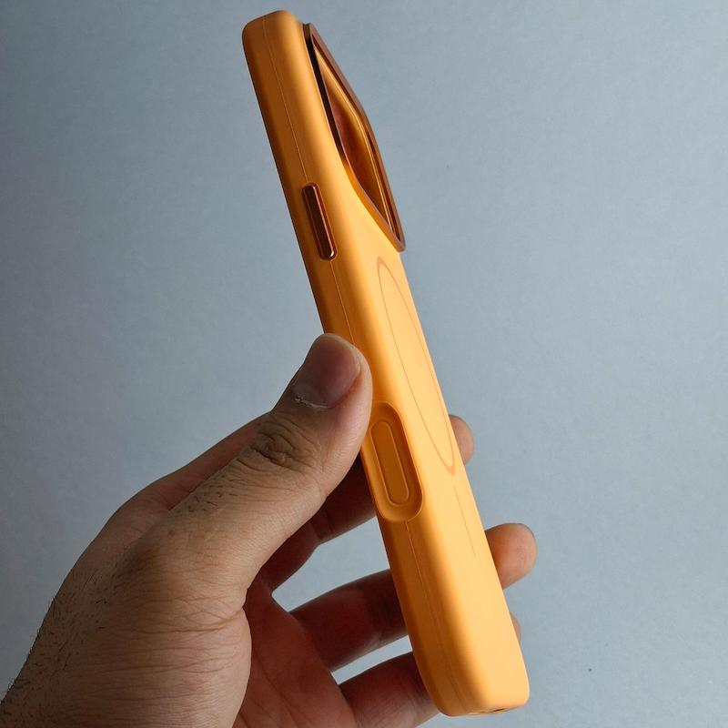 کاور سیلیکونی IPhone 18 Pro Max / IPhone 17 Pro Max مگسیف قوی اپل آیفون ۱۷ پرومکس و آیفون ۱۸ پرومکس اورجینال پاک کنی