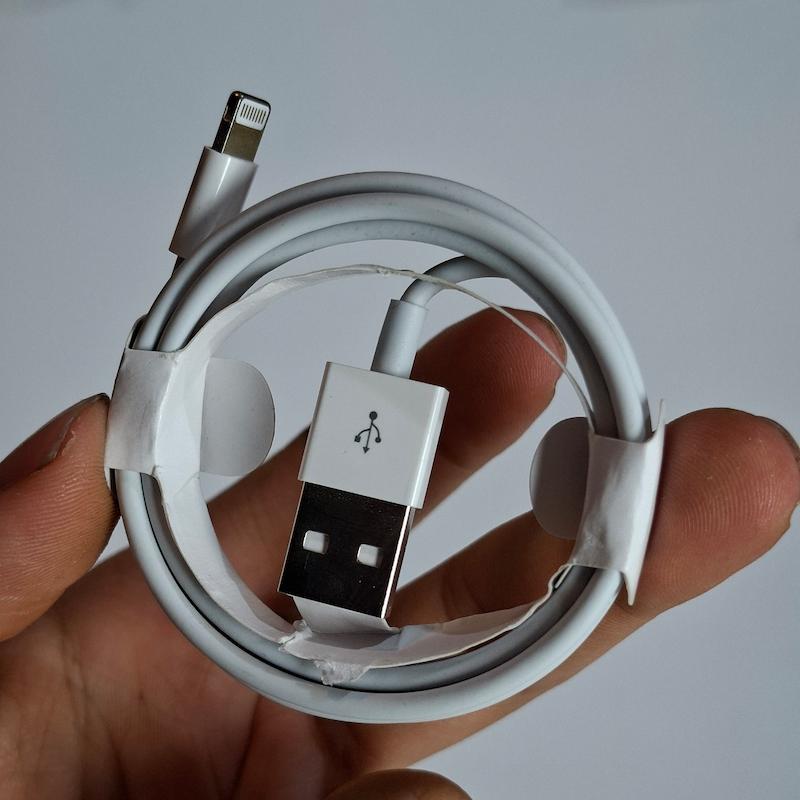 کابل شارژ اپل لایتنینگ Lightning - USB-A یک متری