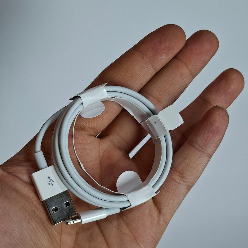 کابل شارژ اپل لایتنینگ Lightning - USB-A یک متری