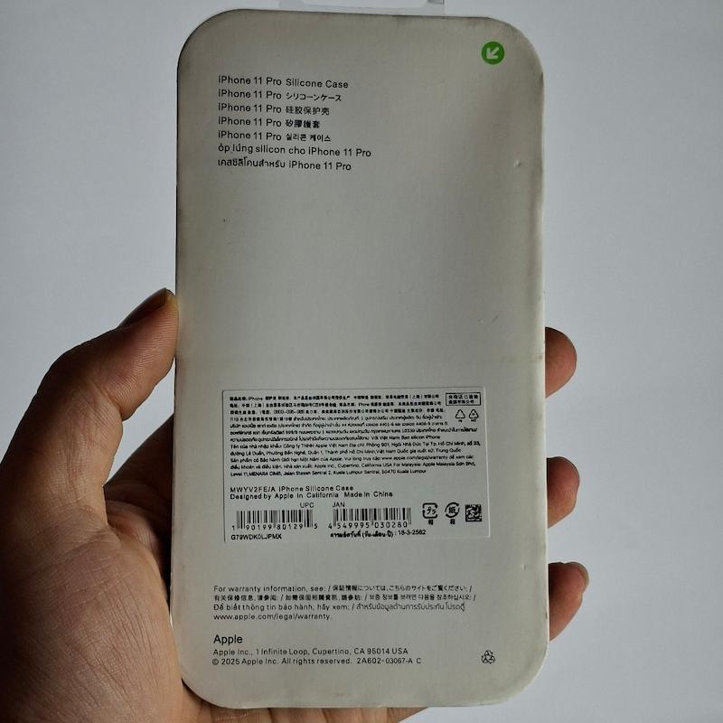 کاور IPhone 11 Pro سیلیکونی اورجینال پاک کنی اپل آیفون ۱۱ پرو