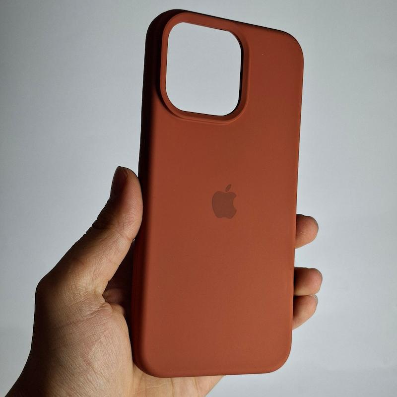 کاور IPhone 15 Pro Max سیلیکونی اورجینال پاک کنی اپل آیفون ۱۵ پرو مکس