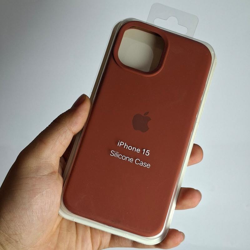 کاور IPhone 15 سیلیکونی اورجینال پاک کنی اپل آیفون ۱۵