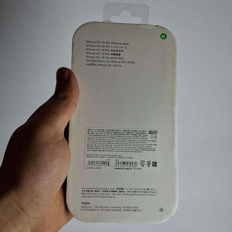 کاور IPhone 16 Pro سیلیکونی اورجینال پاک کنی اپل آیفون ۱۵ پرو