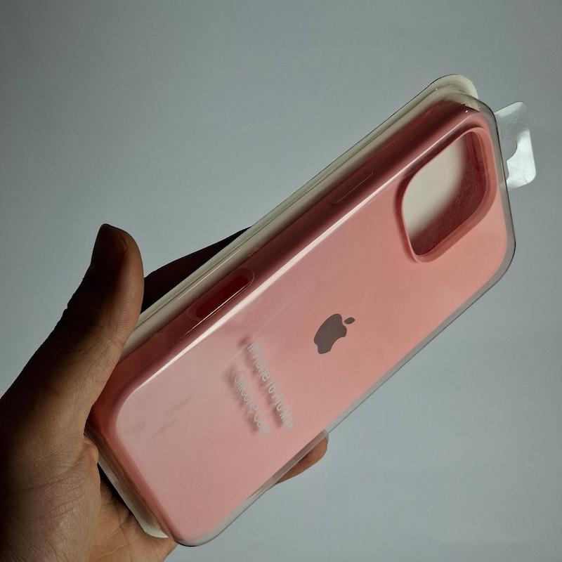 کاور IPhone 16 Pro Max سیلیکونی اورجینال پاک کنی اپل آیفون ۱۶ پرو مکس