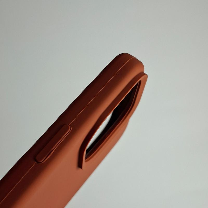 کاور IPhone 16 Pro Max سیلیکونی اورجینال پاک کنی اپل آیفون ۱۶ پرو مکس