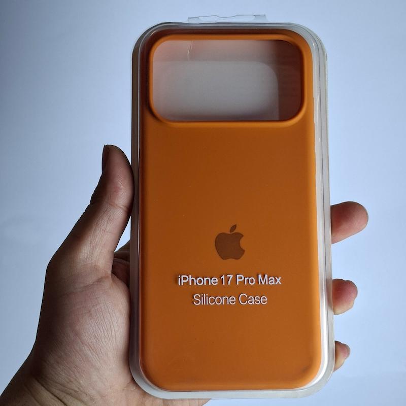 کاور IPhone 18 Pro Max / IPhone 17 Pro Max سیلیکونی اورجینال پاک کنی اپل آیفون ۱۷ پرو مکس و آیفون ۱۸ پرو مکس