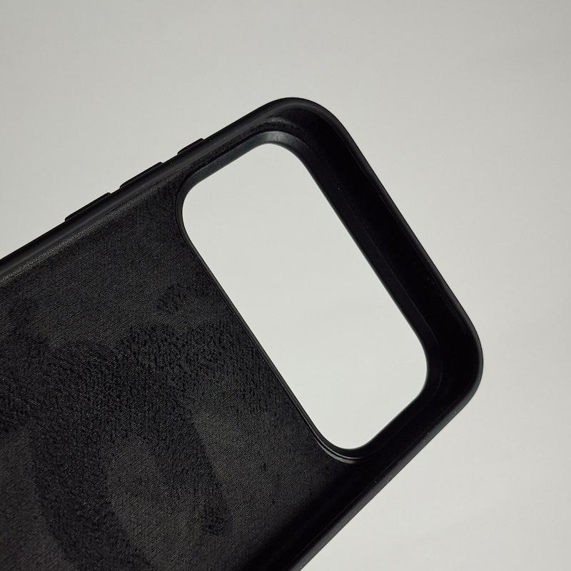 کاور IPhone 18 Pro / IPhone 17 Pro سیلیکونی اورجینال پاک کنی اپل آیفون ۱۷ پرو و آیفون ۱۸ پرو