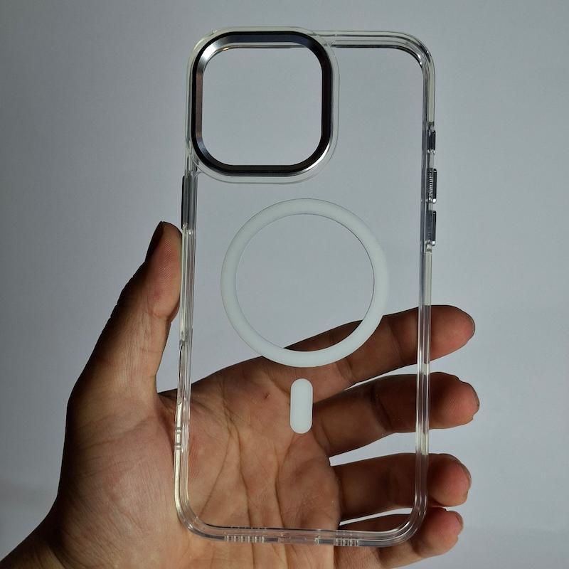 کاور IPhone 16 Pro Max شفاف متال مگسیف ساپورت اپل‌ آیفون ۱۶ پرو مکس 