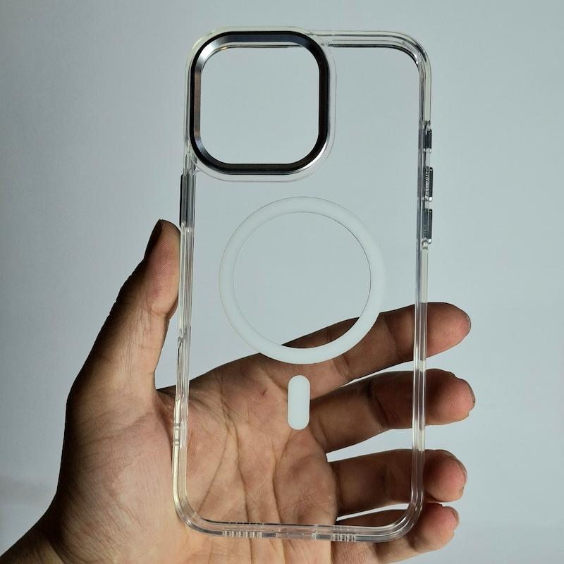 کاور IPhone 16 Pro Max شفاف متال مگسیف ساپورت اپل‌ آیفون ۱۶ پرو مکس 