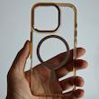 کاور IPhone 16 Pro شفاف طلایی متال مگسیف ساپورت اپل‌ آیفون ۱۶ پرو