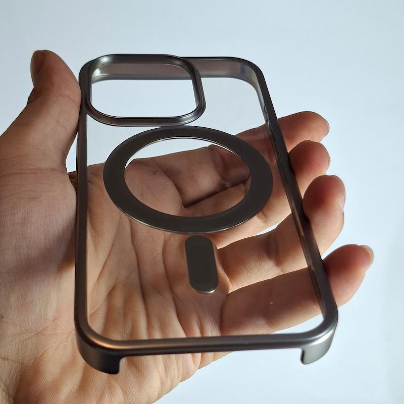 کاور IPhone 15 Pro کریستالی دور رنگی اپل آیفون ۱۵ پرو