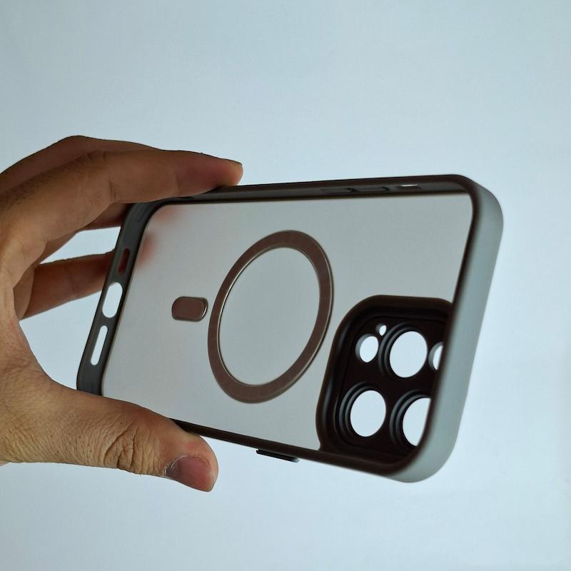کاور IPhone 14 Pro Max دور سیلیکونی مات لنز دار مگسیف ساپورت اپل آیفون ۱۴ پرو مکس