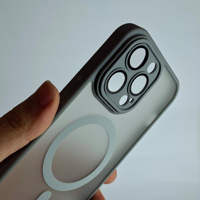 کاور IPhone 14 Pro Max دور سیلیکونی مات لنز دار مگسیف ساپورت اپل آیفون ۱۴ پرو مکس
