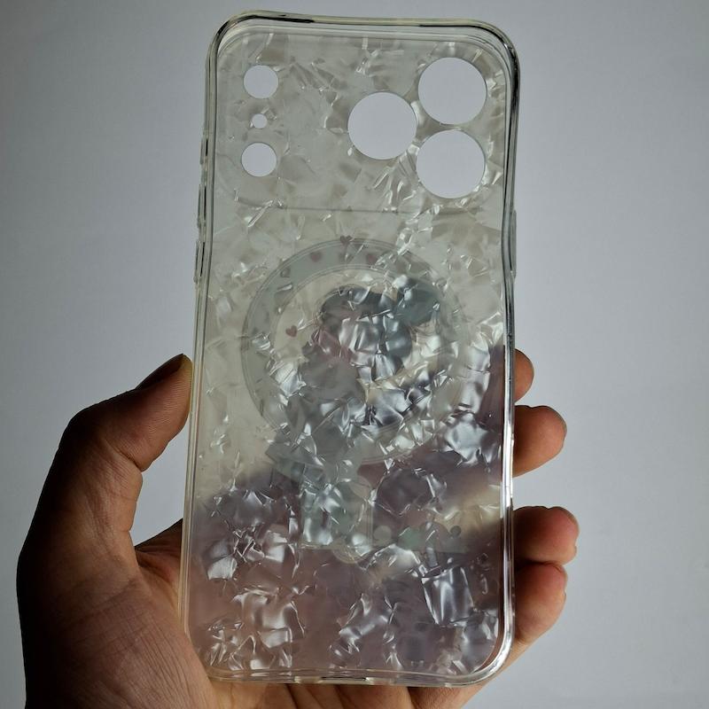 کاور IPhone 17 Pro Max دخترکوچولو اپل آیفون ۱۷ پرو مکس