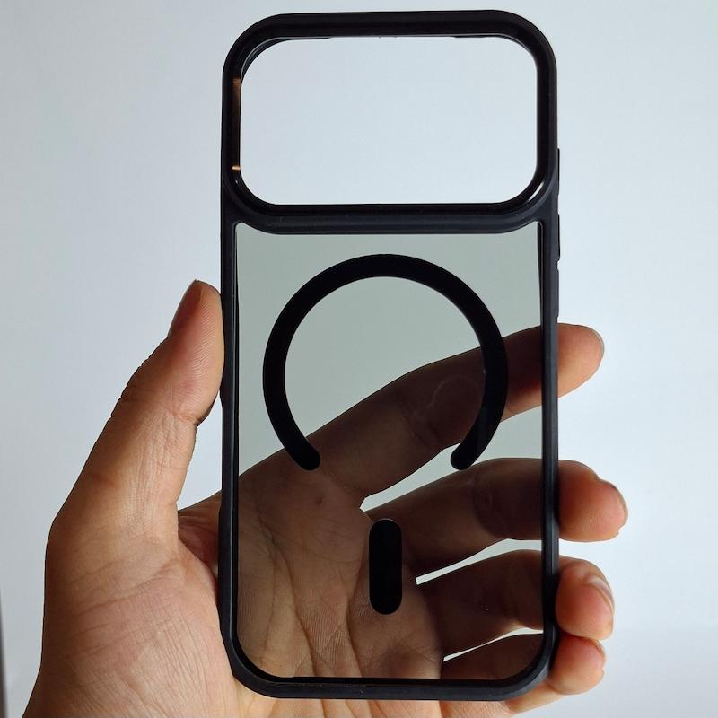 کاور IPhone 18 Pro / IPhone 17 Pro دودی مگسیف ساپورت اپل آیفون ۱۷ پرو و آیفون ۱۸ پرو