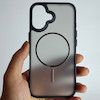 کاور IPhone 16 دارک کانسپت مگسیف اپل آیفون ۱۶ نرمال