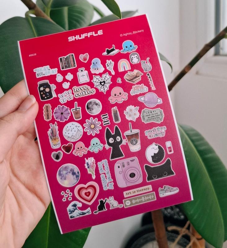 استیکر شخصیت کد ۱