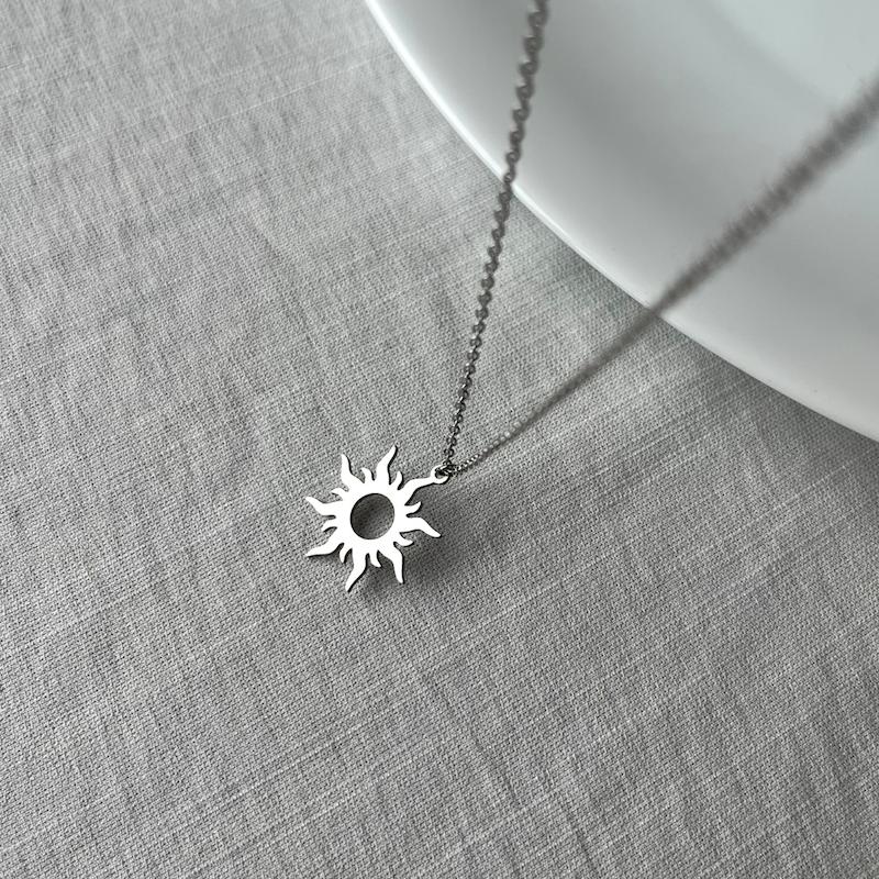 گردنبند خورشید