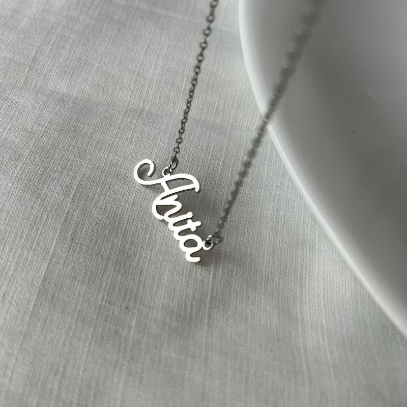 گردنبند اسم آنیتا