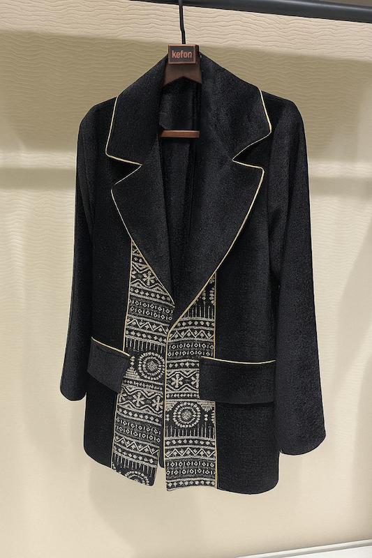 حراج کت مخمل سوزندوزی مدل ماهگل