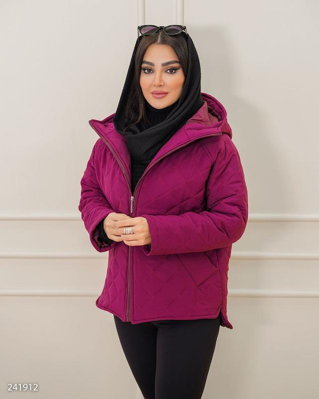 کاپشن مدل جانیسا