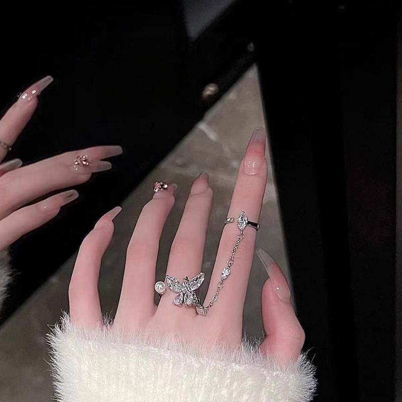 انگشتر پروانه دوتیکه