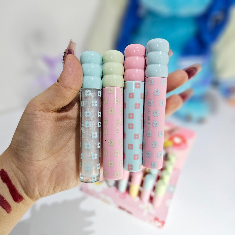 رژلب و لیپگلاس کره ای