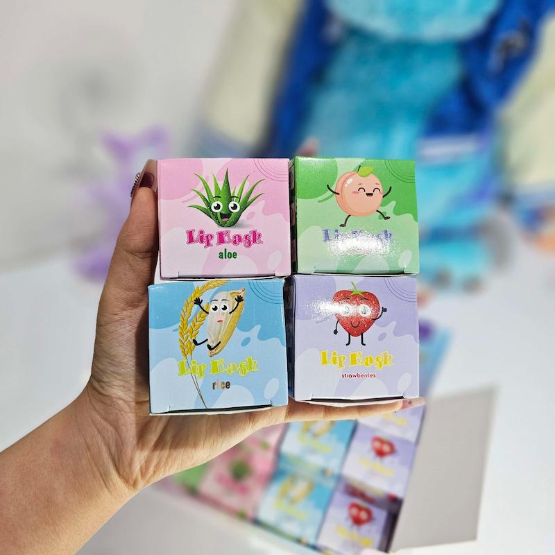 ماسک لب میوه ای