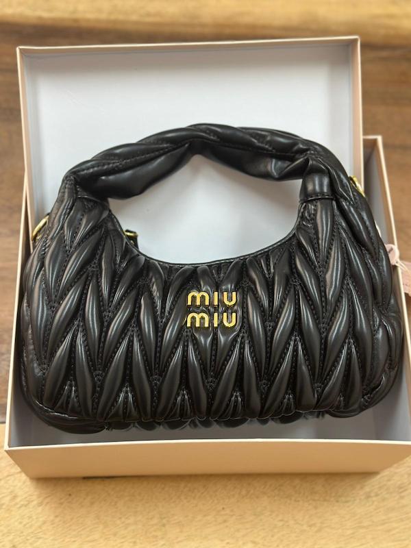 کیف زنانه میومیو مسترکوآلیتی ۲۵ سانتی متر