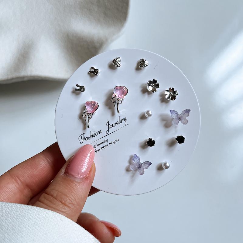 پک میخی پروانه