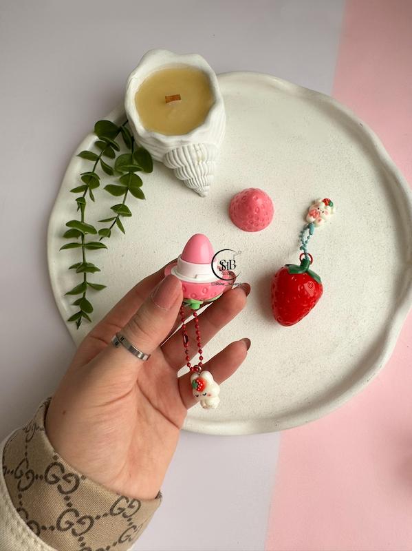 بالم لب توت فرنگی آویز دار 